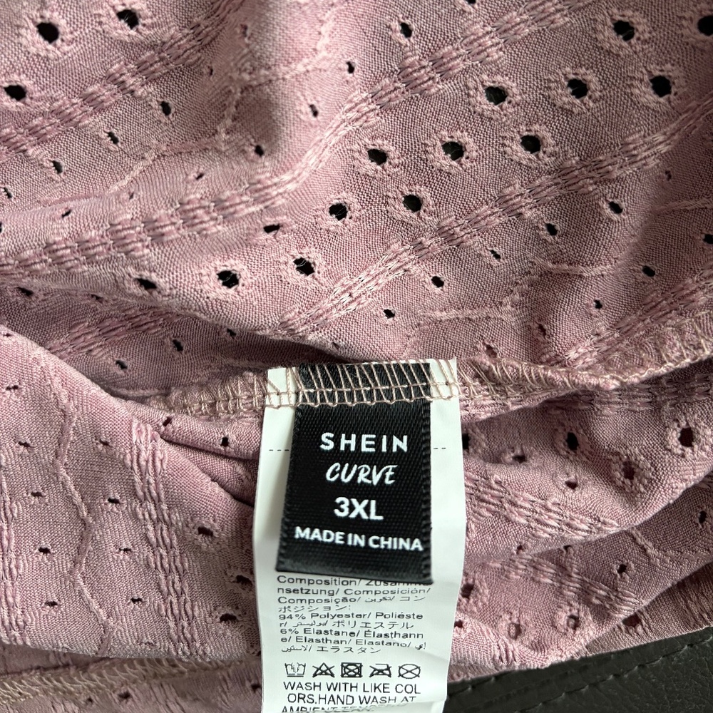 Women's Blouses (2)